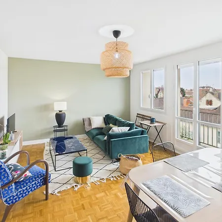 Sweet Savine Apartment Sainte-Savine